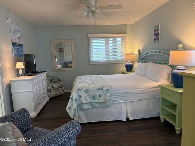 8801 Reed Drive 105 N, Emerald Isle, NC 28594