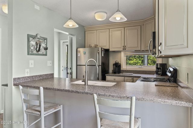 8801 Reed Drive 105 N, Emerald Isle, NC 28594