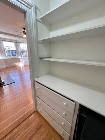 130 Marlborough St 9, Boston, MA 02116