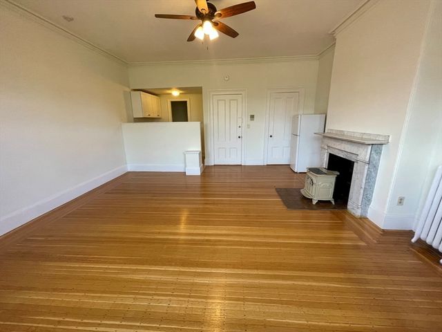 130 Marlborough St 9, Boston, MA 02116