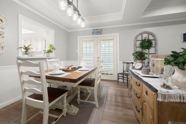 242 Highland Creek Pkwy, Baton Rouge, LA 70808