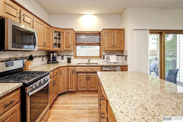 1421 S 175 Avenue, Omaha, NE 68130