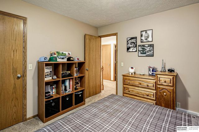 1421 S 175 Avenue, Omaha, NE 68130