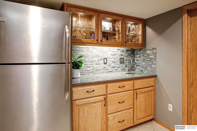 1421 S 175 Avenue, Omaha, NE 68130