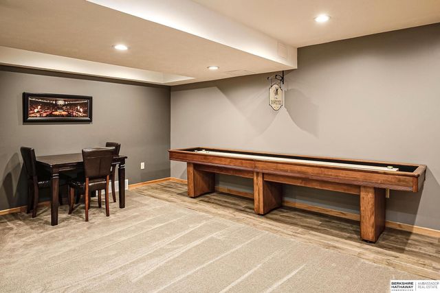 1421 S 175 Avenue, Omaha, NE 68130