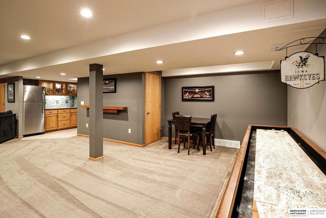 1421 S 175 Avenue, Omaha, NE 68130