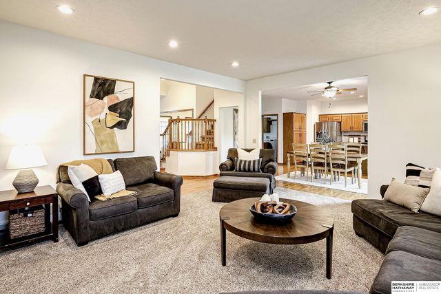1421 S 175 Avenue, Omaha, NE 68130