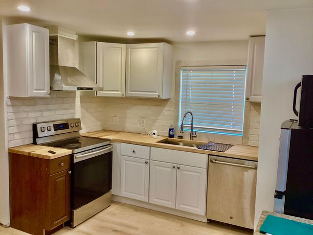 1238 SW Buckskin Trail, Stuart, FL 34997