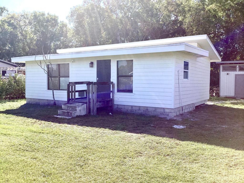 1238 SW Buckskin Trail, Stuart, FL 34997