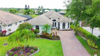 4388 Pomarine CT, Naples, FL 34119