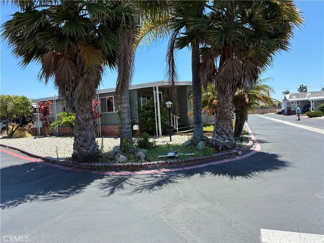 19361 Brookhurst Street 120, Huntington Beach, CA 92646
