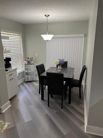 9267 W Sunrise Boulevard, Plantation, FL 33322