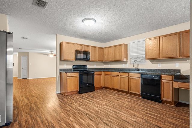 3516 Clydesdale Drive, Denton, TX 76210