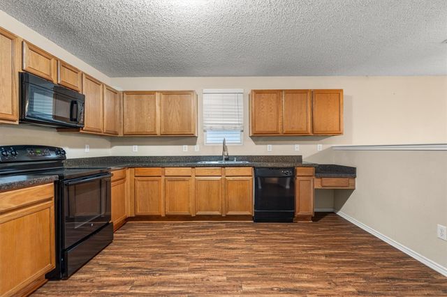 3516 Clydesdale Drive, Denton, TX 76210