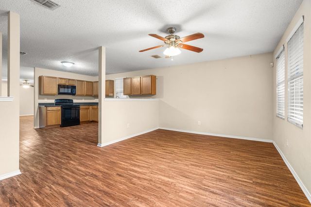 3516 Clydesdale Drive, Denton, TX 76210