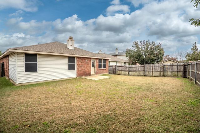 3516 Clydesdale Drive, Denton, TX 76210