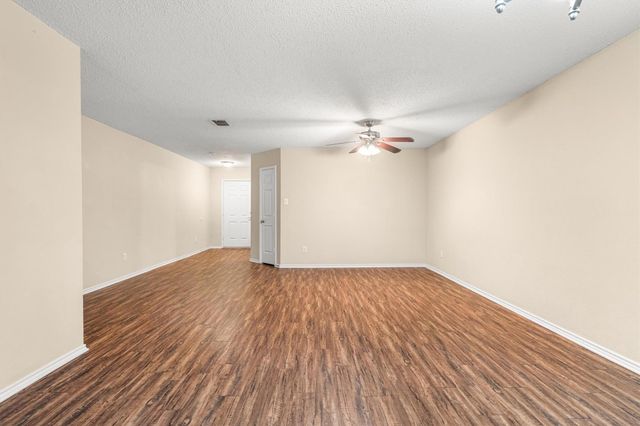 3516 Clydesdale Drive, Denton, TX 76210