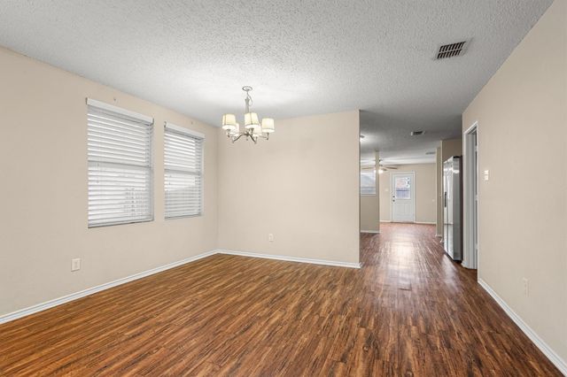 3516 Clydesdale Drive, Denton, TX 76210