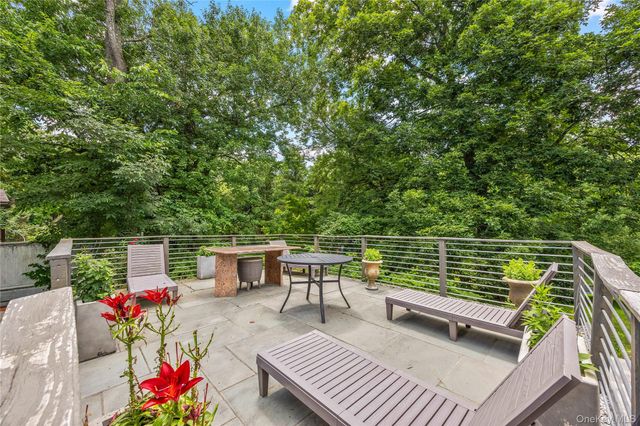 2669 Springhurst Street, Yorktown Heights, NY 10598