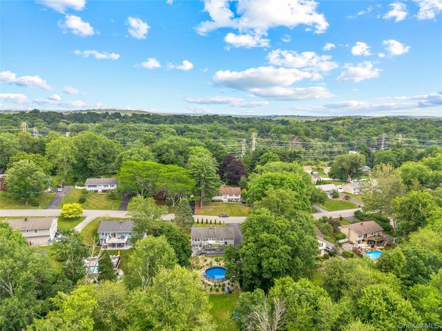2669 Springhurst Street, Yorktown Heights, NY 10598
