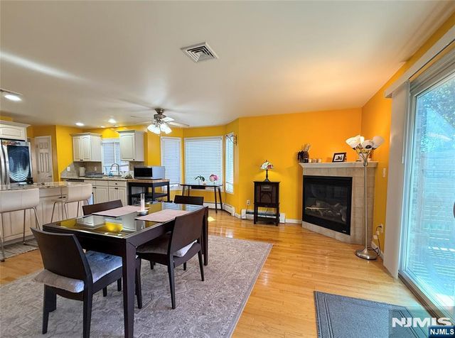 54 Henry Avenue 1, Palisades Park, NJ 07650