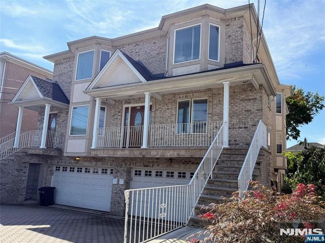 54 Henry Avenue 1, Palisades Park, NJ 07650