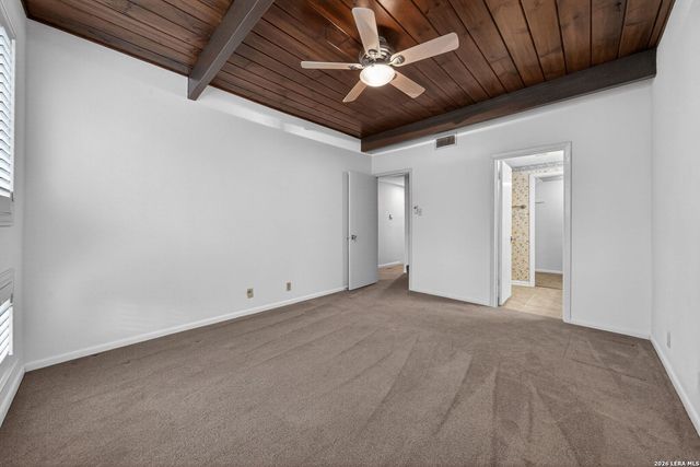 3102 Eisenhauer Rd Apt D28, San Antonio, TX 78209
