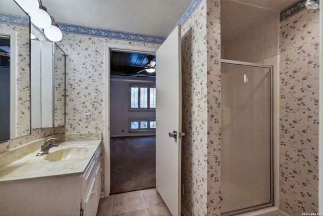 3102 Eisenhauer Rd Apt D28, San Antonio, TX 78209