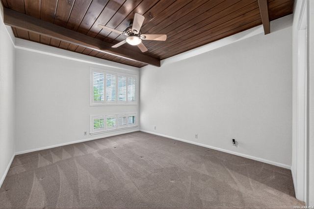 3102 Eisenhauer Rd Apt D28, San Antonio, TX 78209
