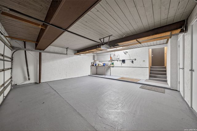 3102 Eisenhauer Rd Apt D28, San Antonio, TX 78209