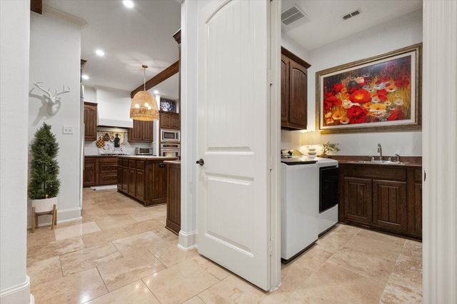 8924 Waterchase Circle, Fort Worth, TX 76120