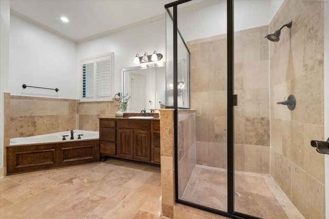 8924 Waterchase Circle, Fort Worth, TX 76120