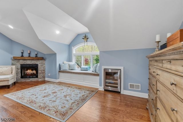 1 Glen Ter, Montville Twp., NJ 07045