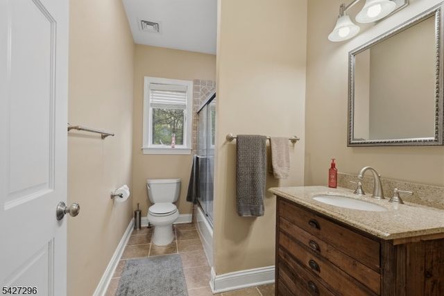 1 Glen Ter, Montville Twp., NJ 07045