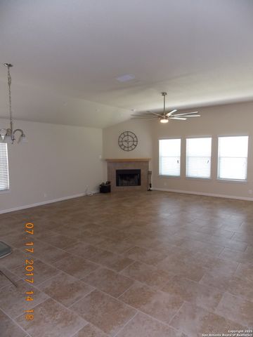 834 Madison Ave, New Braunfels, TX 78130
