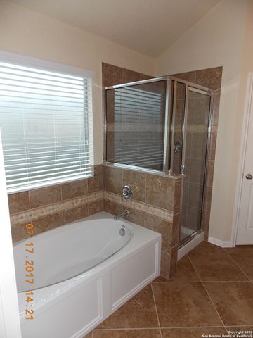 834 Madison Ave, New Braunfels, TX 78130