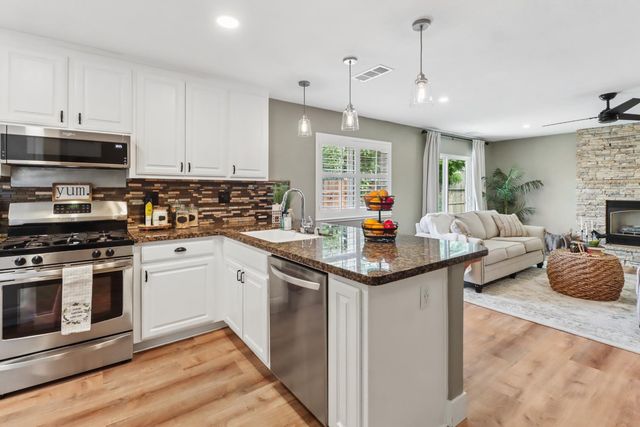 567 I St, Lincoln, CA 95648