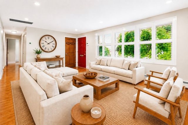 120 Kingston Road, Waltham, MA 02451