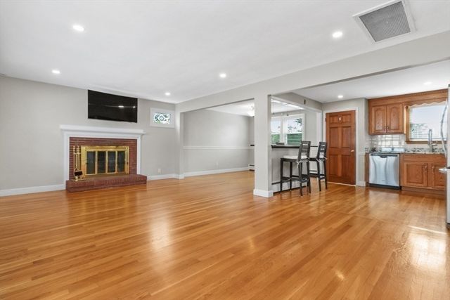 120 Kingston Road, Waltham, MA 02451