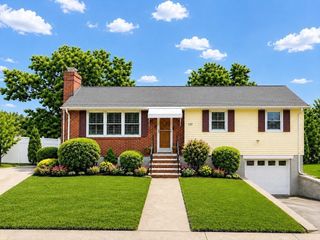 120 Kingston Road, Waltham, MA 02451