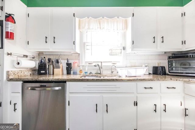 3716 Wynnwood Drive, Macon, GA 31206