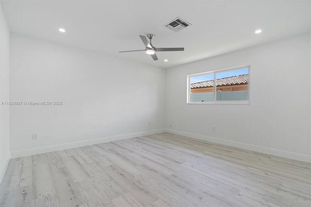 321 SE 4th St, Pompano Beach, FL 33060
