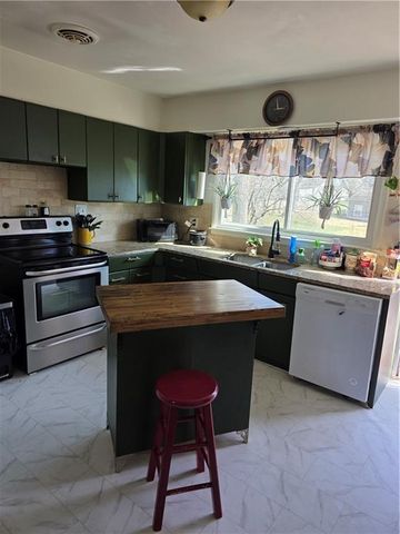 1911 NE 55TH Street, Kansas City, MO 64118