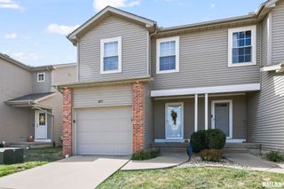 621 Buoy Court, Chatham, IL 62629