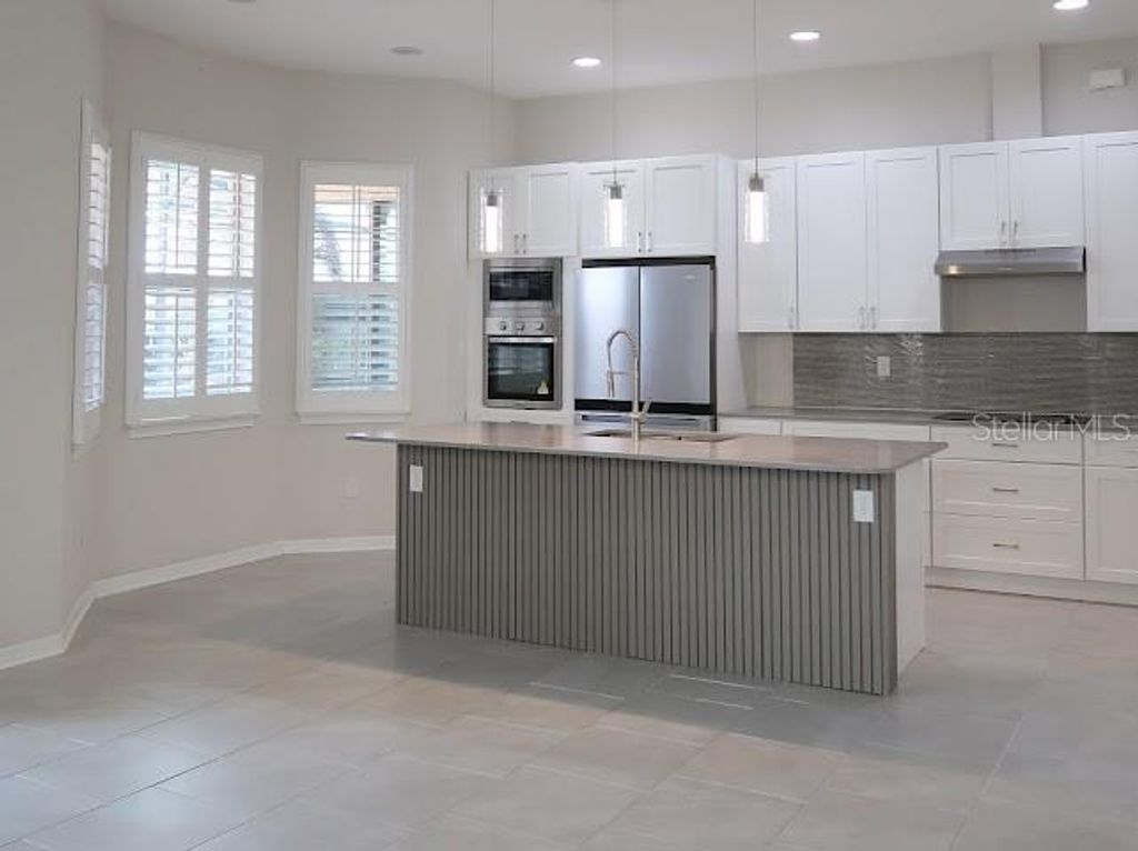 Image 2 of property listing at 13183 WOODFORD STREET, Orlando, FL 32832