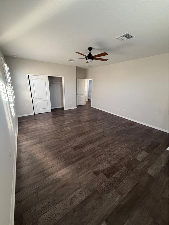 Image 20 of property listing at 13183 WOODFORD STREET, Orlando, FL 32832