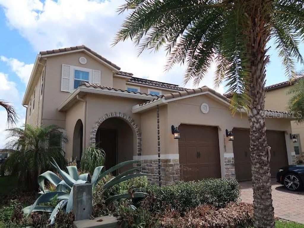 Image 36 of property listing at 13183 WOODFORD STREET, Orlando, FL 32832