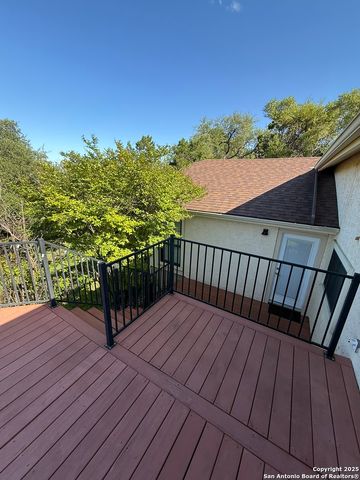 27010 TRILL HILL, San Antonio, TX 78260