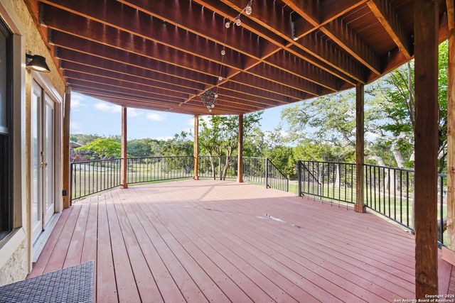 27010 TRILL HILL, San Antonio, TX 78260