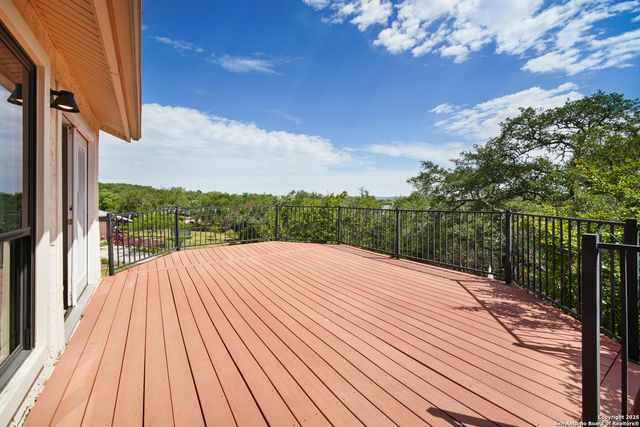 27010 TRILL HILL, San Antonio, TX 78260